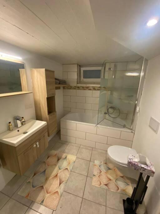Gemuetliche Kleine Wohnung Mit Garten Unterburg  Exterior foto
